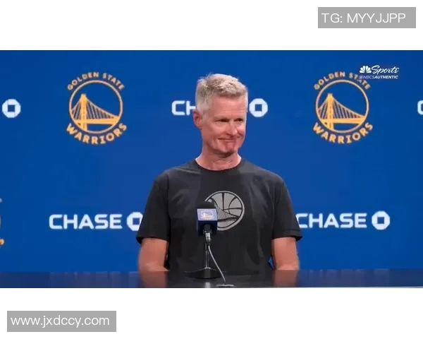 科尔赞霍福德灵活搭配能力助力追梦提升球队表现