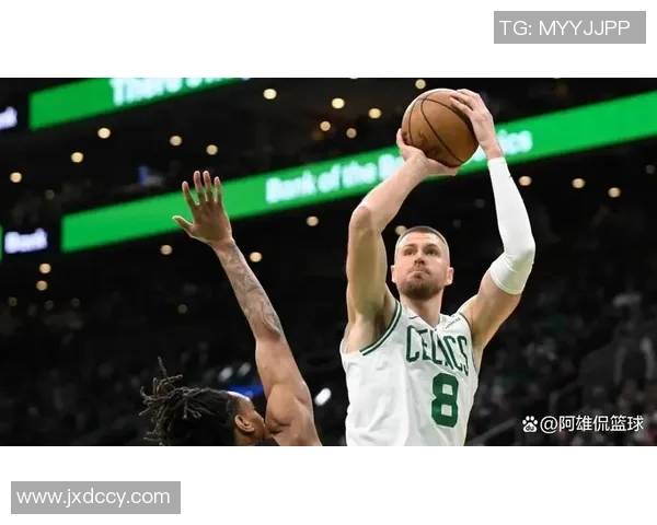 效率挺高但不抢板！波尔津吉斯17中11得27分2板2助 三分6中3