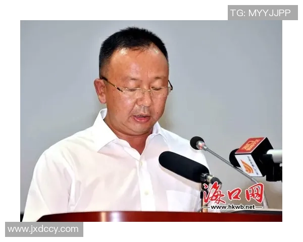 巴特尔&巩晓彬此前评价瀚森：不能说懒吧 在场上表现欲望不强