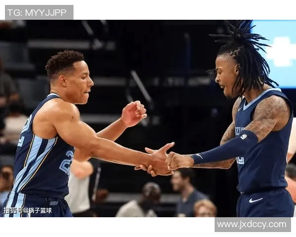 [2026年01月22日]莫兰特高效砍下23+12难救主，近4战场均25.8分9.8助攻