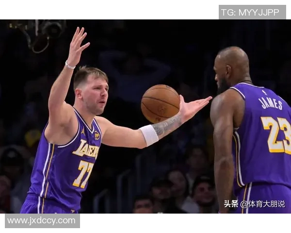 东契奇加盟湖人后战掘金3胜0负!场均33.7分10.3板8助2.7断0.7帽 东契奇加盟湖人后战掘金3胜0负!场均33.7分10.3板8助2.7断0.7帽